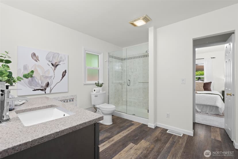 Property photo for 30979 E Lake Morton Drive SE, Kent photo 19