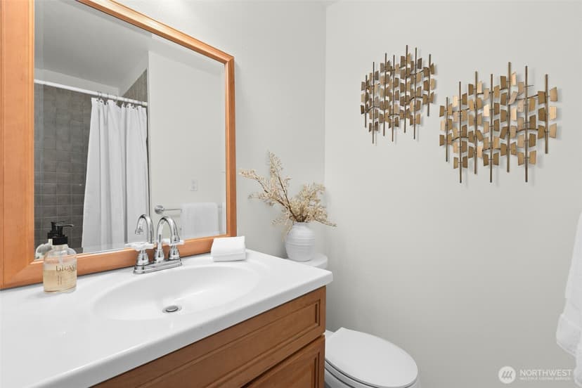 Property photo for 30979 E Lake Morton Drive SE, Kent photo 22