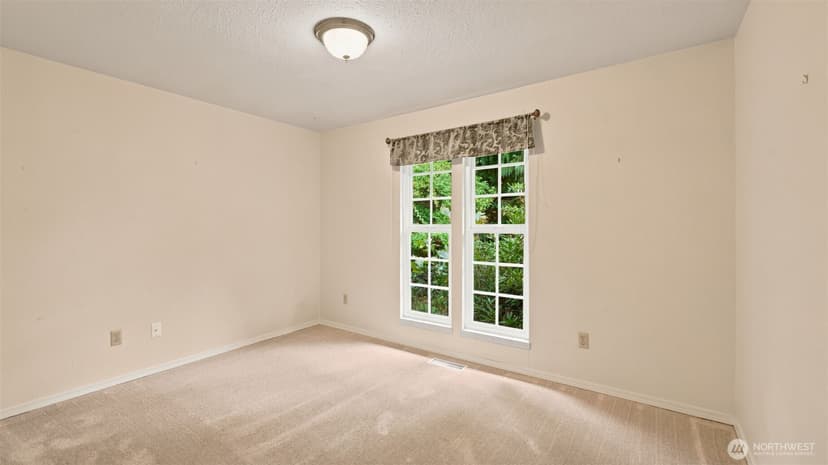 Property photo for 12300 SE 235th Street, Kent photo 13