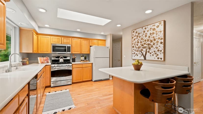 Property photo for 12300 SE 235th Street, Kent photo 6