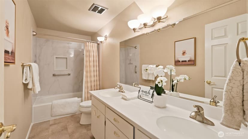 Property photo for 12300 SE 235th Street, Kent photo 17