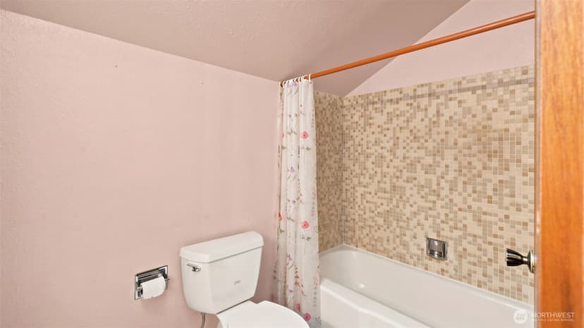 Property photo for 12300 SE 235th Street, Kent photo 22