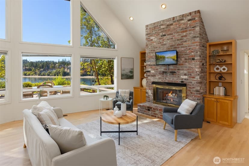 Property photo for 16273 Reitan Road NE, Bainbridge Island photo 10