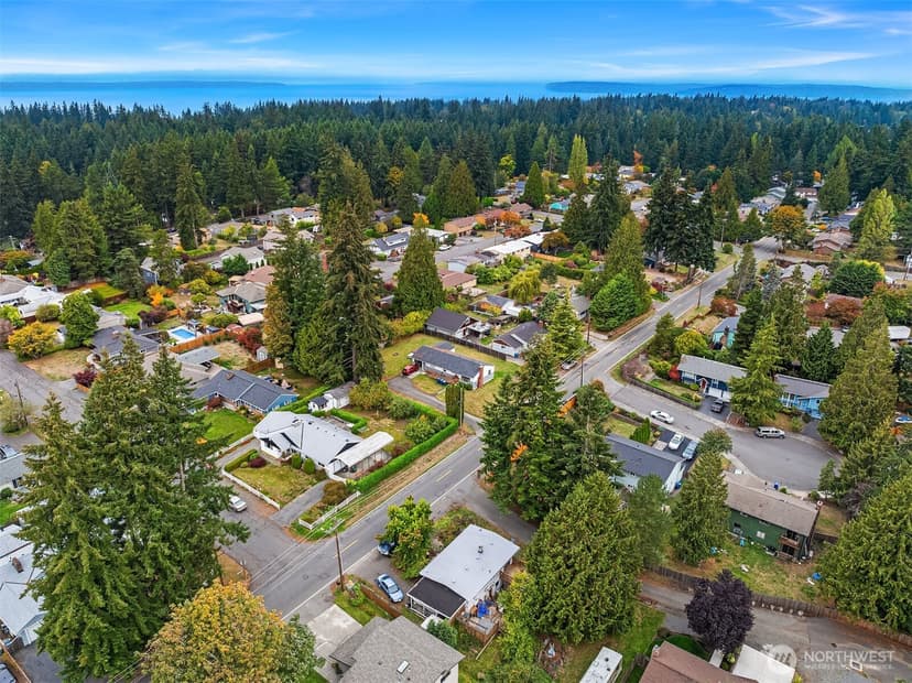 Property photo for 20807 80th Avenue W, Edmonds photo 19