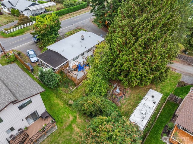 Property photo for 20807 80th Avenue W, Edmonds photo 3