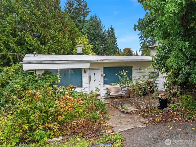 Property photo for 20807 80th Avenue W, Edmonds photo 4