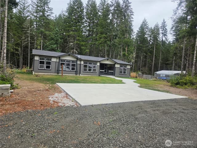 Property photo for 15513 135th Street Ct NW, Gig Harbor photo 4