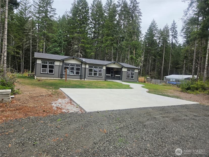 Property photo for 15513 135th Street Ct NW, Gig Harbor photo 4