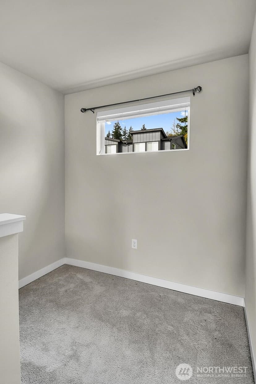 Property photo for 7903 20th Avenue SE, Everett photo 9