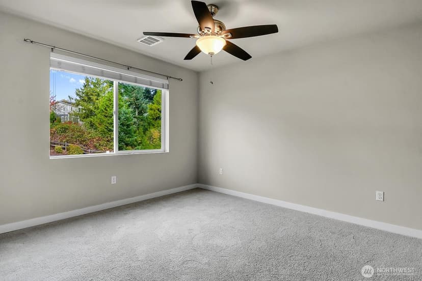 Property photo for 7903 20th Avenue SE, Everett photo 10