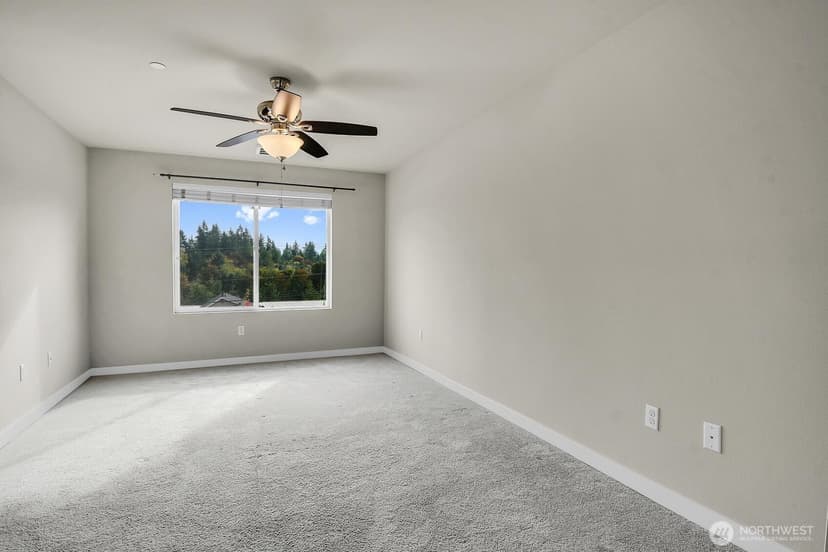 Property photo for 7903 20th Avenue SE, Everett photo 13