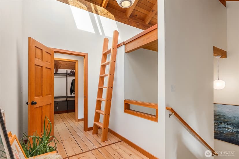 Property photo for 4140 Lytle Road NE, Bainbridge Island photo 17