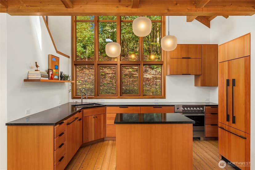 Property photo for 4140 Lytle Road NE, Bainbridge Island photo 6