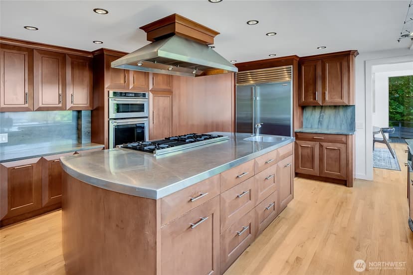 Property photo for 4408 E Mercer Way, Mercer Island photo 13