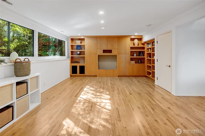 Property photo for 4408 E Mercer Way, Mercer Island photo 31