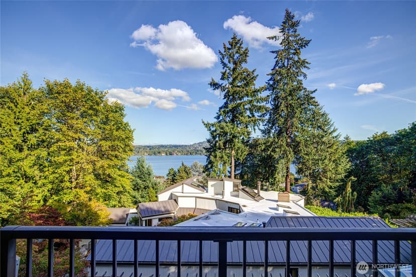 Property photo for 4408 E Mercer Way, Mercer Island photo 19