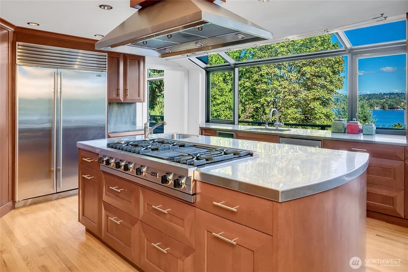 Property photo for 4408 E Mercer Way, Mercer Island photo 10
