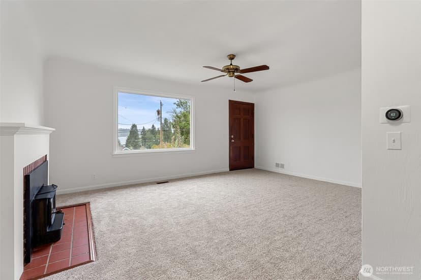 Property photo for 2447 N Wycoff Avenue, Bremerton photo 6