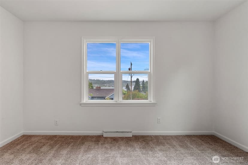 Property photo for 2447 N Wycoff Avenue, Bremerton photo 17
