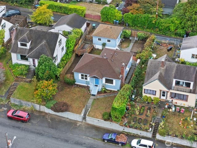 Property photo for 2447 N Wycoff Avenue, Bremerton photo 3