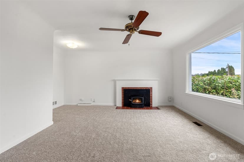Property photo for 2447 N Wycoff Avenue, Bremerton photo 5
