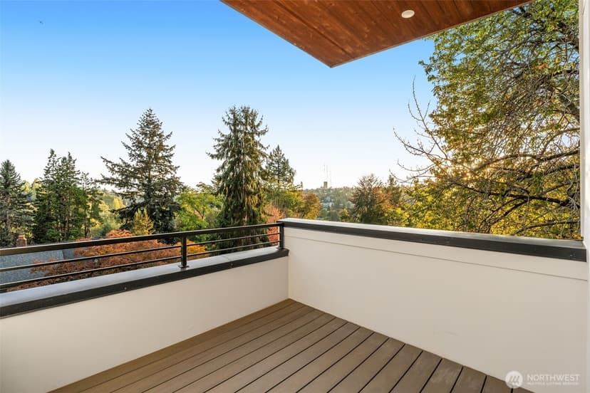 Property photo for 614 33rd Avenue E, Seattle photo 35