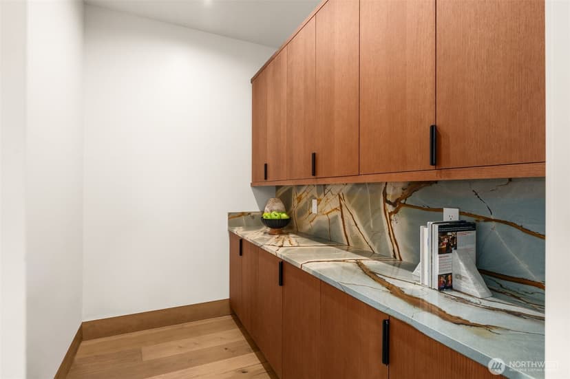 Property photo for 614 33rd Avenue E, Seattle photo 18