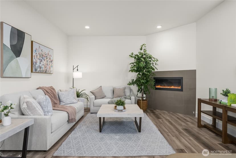 Property photo for 647 S 150th Street, Burien photo 16