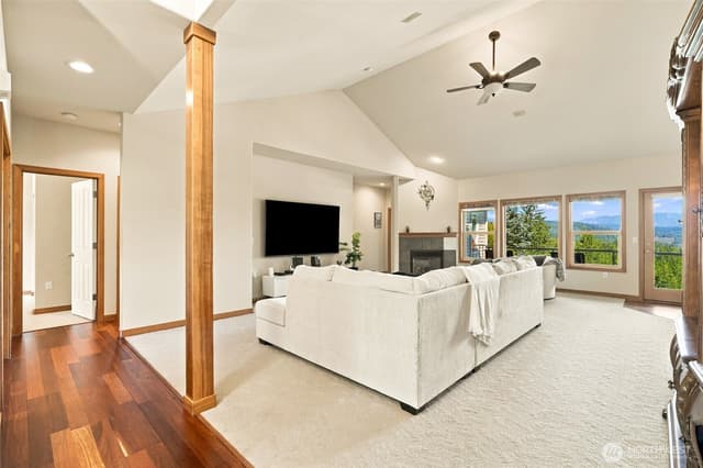 Property photo for 7707 213th Avenue SE, Snohomish photo 5