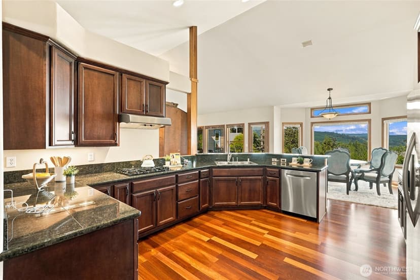 Property photo for 7707 213th Avenue SE, Snohomish photo 10