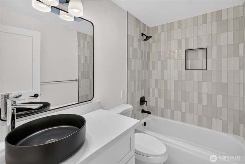 Property photo for 10238 Renton Avenue S, Seattle photo 11