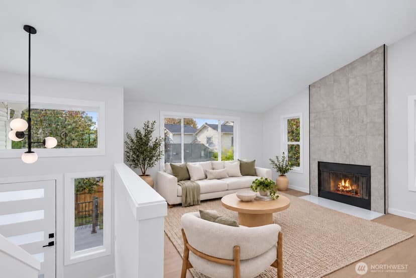 Property photo for 10238 Renton Avenue S, Seattle photo 3