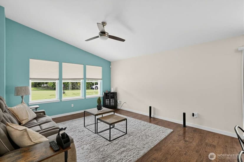 Property photo for 17403 79th Avenue E, Puyallup photo 4
