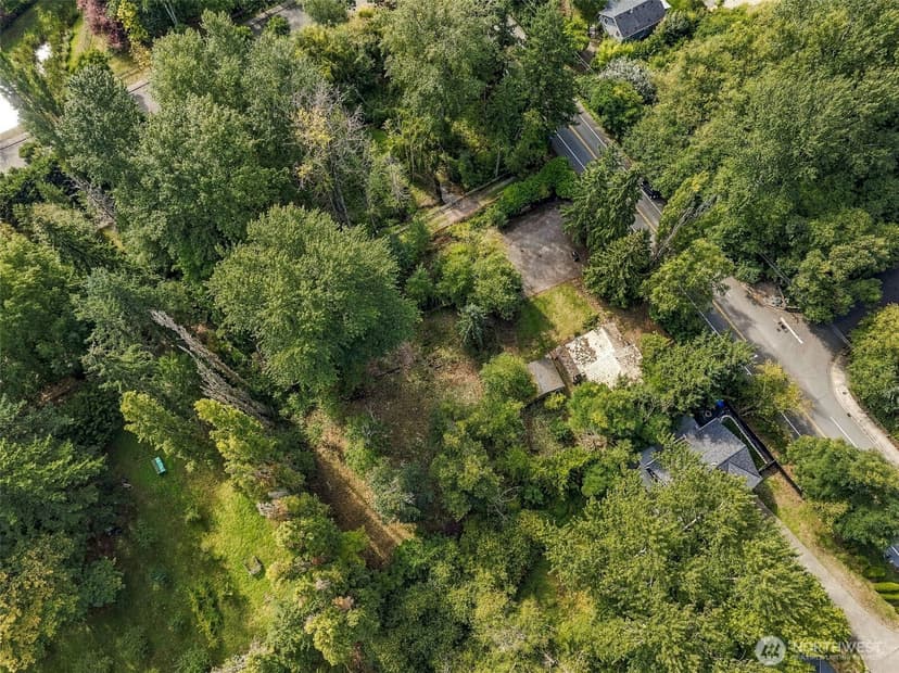 Property photo for 19920 80th Avenue NE, Kenmore photo 7