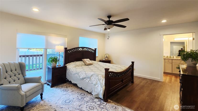 Property photo for 371 Centaurus Avenue SW, Ocean Shores photo 8
