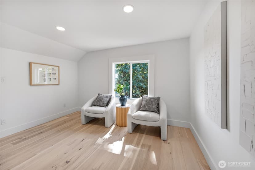Property photo for 317 NE 58th Street, Seattle photo 19