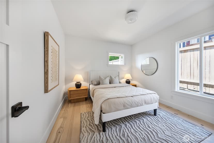 Property photo for 317 NE 58th Street, Seattle photo 16