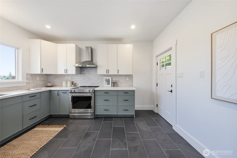 Property photo for 317 NE 58th Street, Seattle photo 12