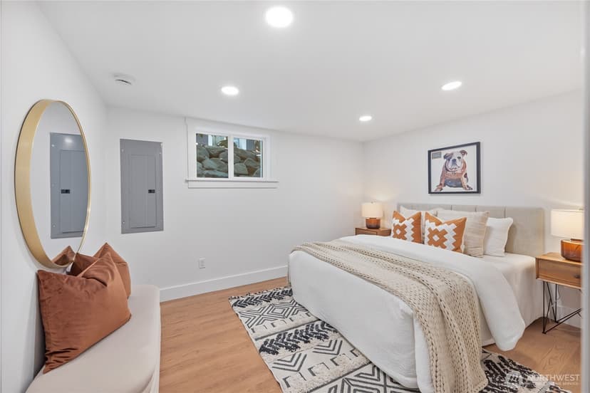 Property photo for 317 NE 58th Street, Seattle photo 32