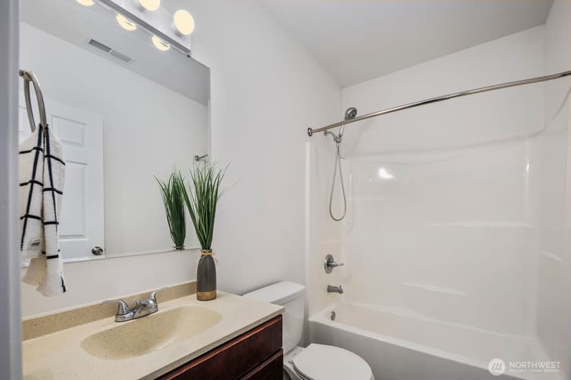 Property photo for 3429 Lincoln Avenue NE, Renton photo 35