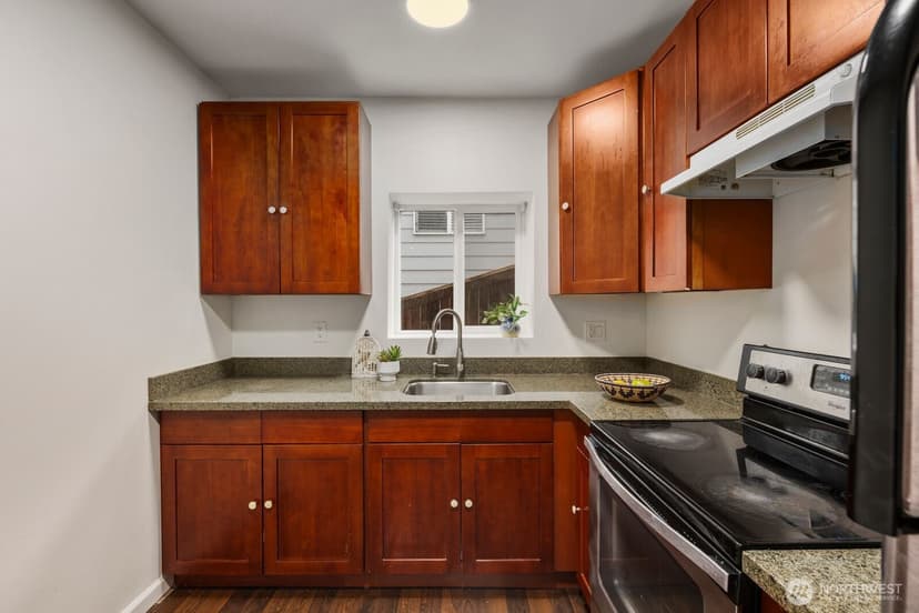 Property photo for 3429 Lincoln Avenue NE, Renton photo 36