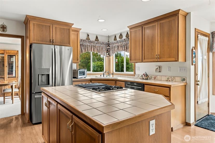 Property photo for 2641 Thornhill Road, Puyallup photo 9