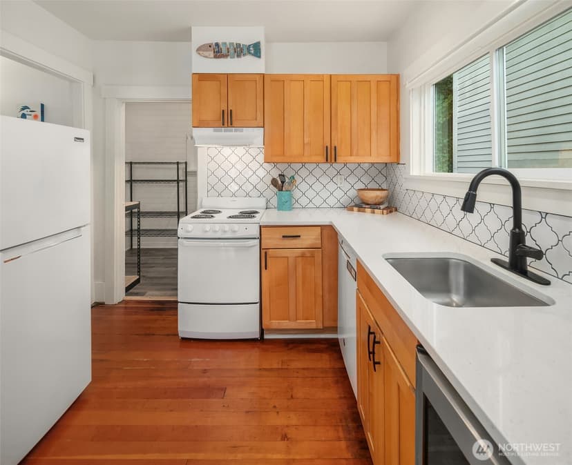 Property photo for 27730 Manzanita Beach Road SW, Vashon photo 7
