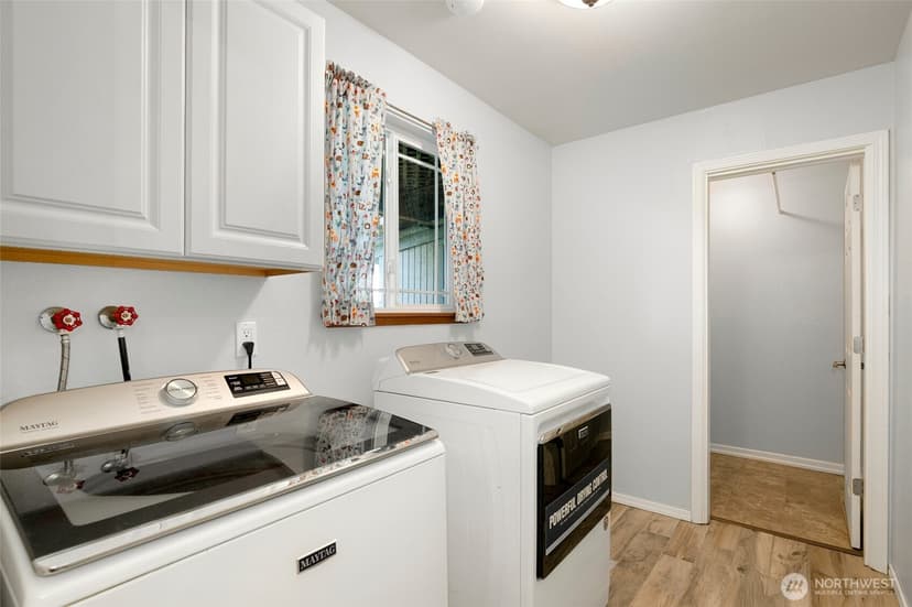 Property photo for 1709 2nd Street NE, Auburn photo 28
