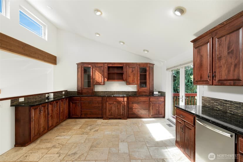 Property photo for 1709 2nd Street NE, Auburn photo 10