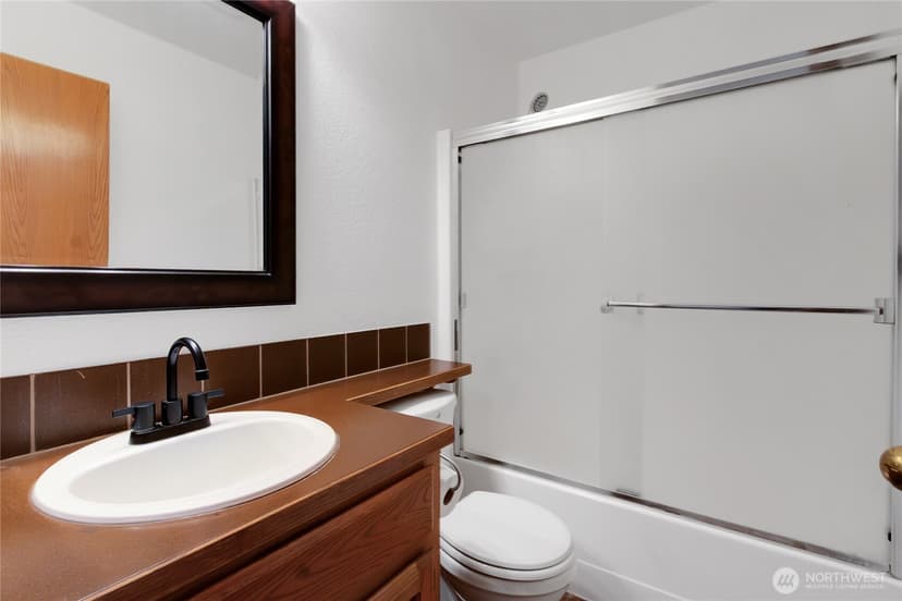 Property photo for 1525 148th Street E, Tacoma photo 15