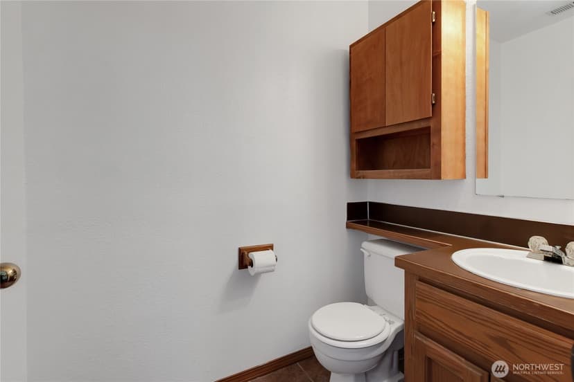 Property photo for 1525 148th Street E, Tacoma photo 18