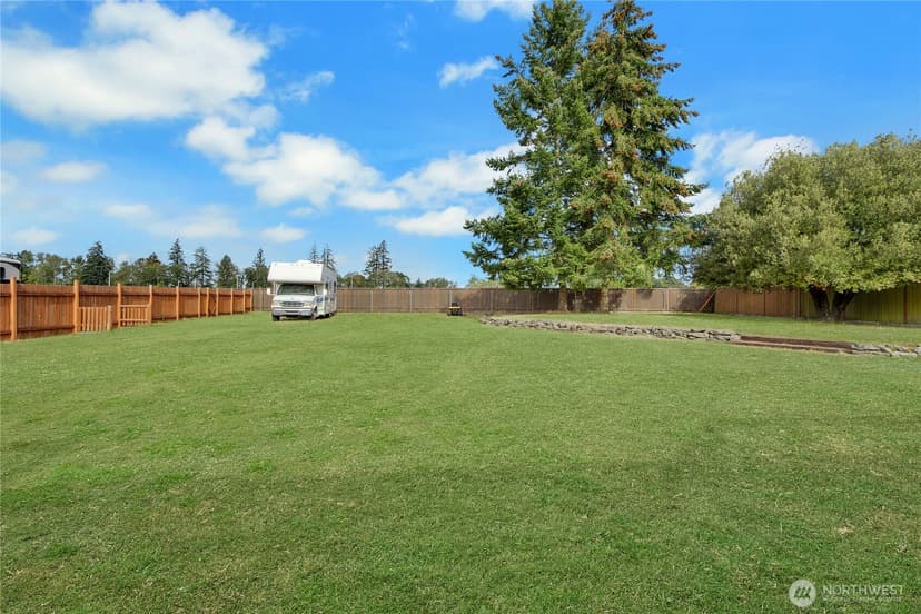 Property photo for 1525 148th Street E, Tacoma photo 28