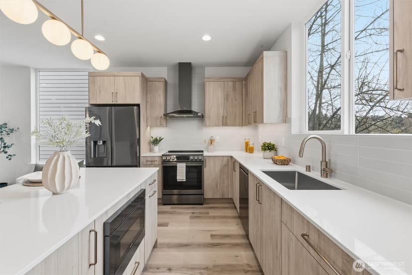 Property photo for 811 NW 63rd St Street #A, Seattle photo 7
