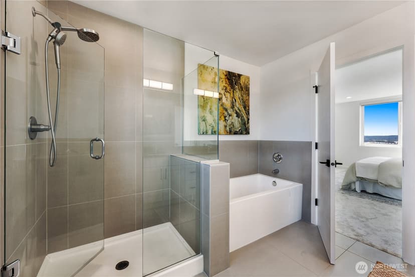 Property photo for 5560 15th Avenue S, Seattle photo 14